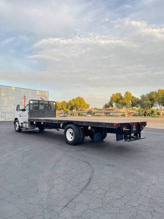 2017 Ford F650