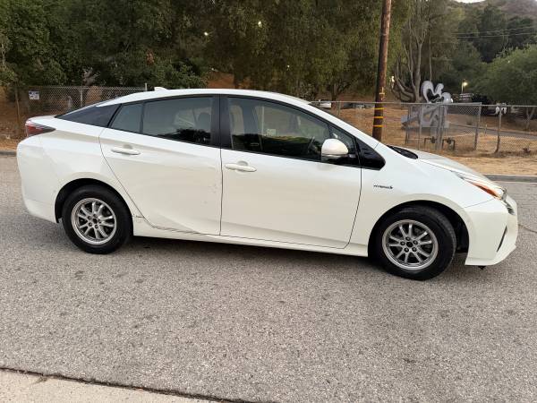 2017 Toyota Prius