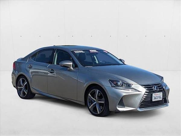 2017 Lexus IS