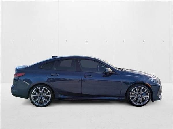 2022 BMW 2