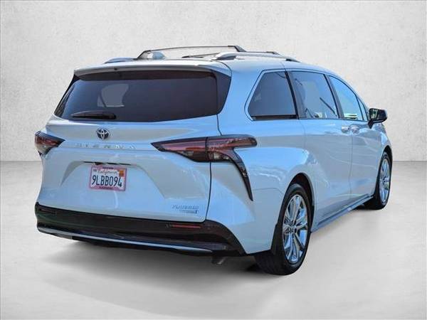 2024 Mini van