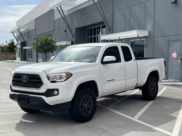 2018 Toyota TACOMA