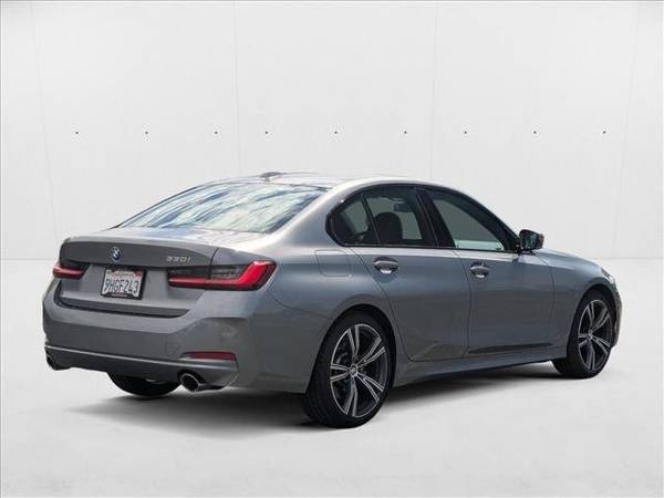 2023 BMW 3