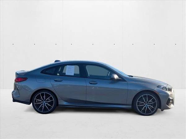 2023 BMW 2