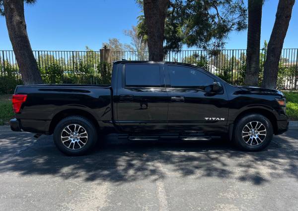 2022 Nissan Titan
