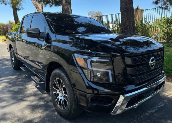 2022 Nissan Titan