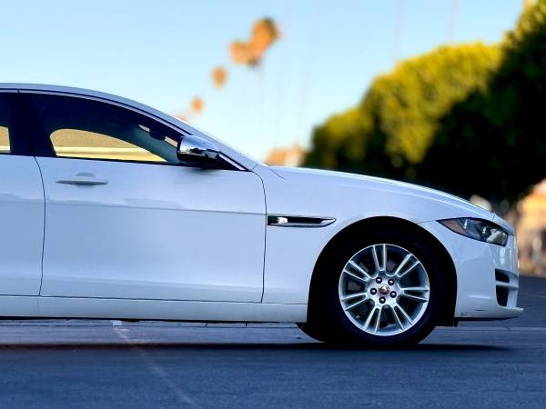 2018 Jaguar XE