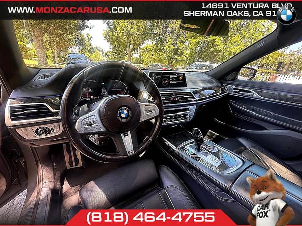 2022 BMW 740i