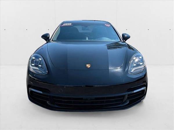 2017 Porsche Panamera