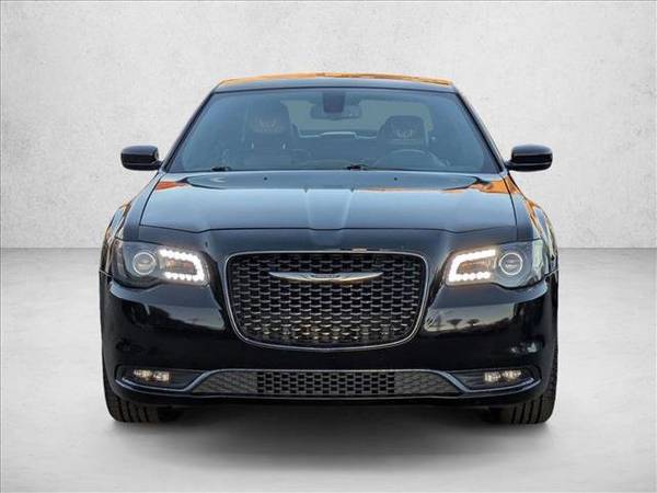 2019 Chrysler 300