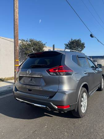2017 Nissan ROGUE