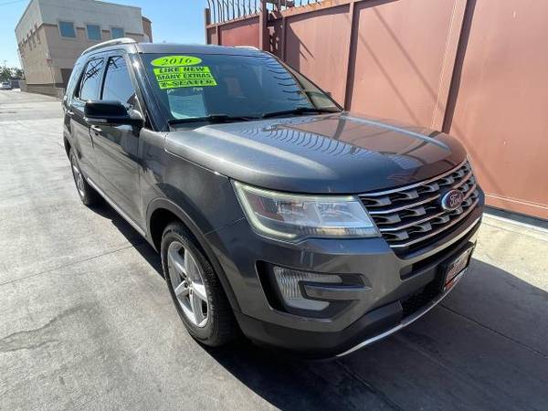 2016 Ford Explorer