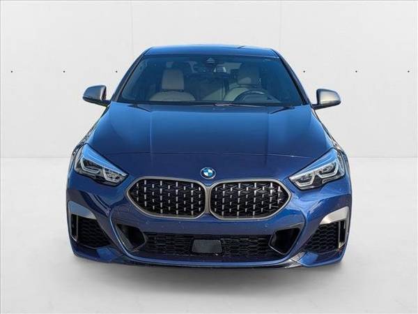 2022 BMW 2
