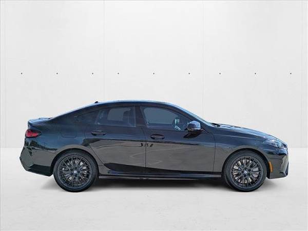 2025 BMW 2