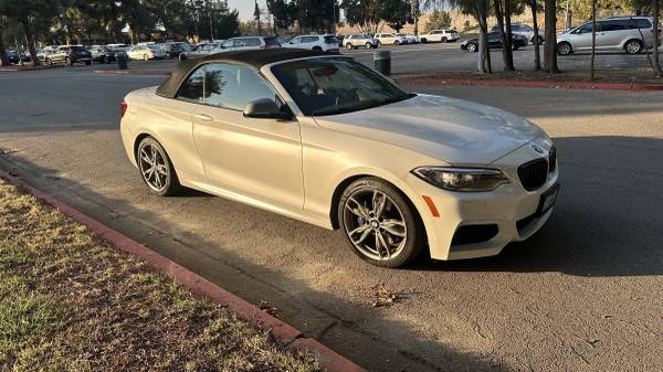 2016 BMW M235i