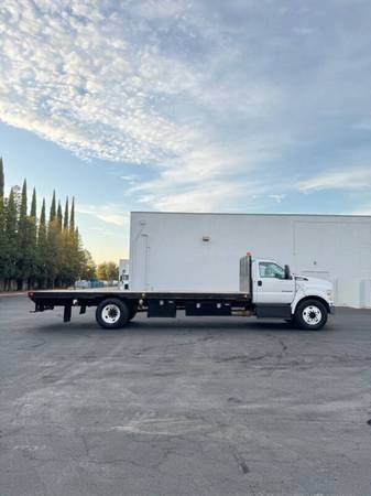 2017 Ford F650