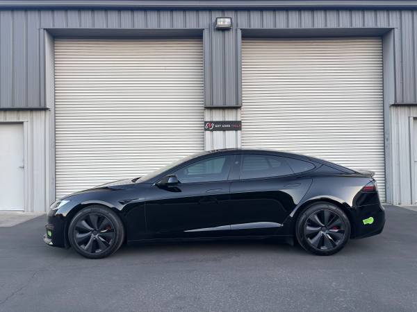 2023 Tesla Model S Plaid