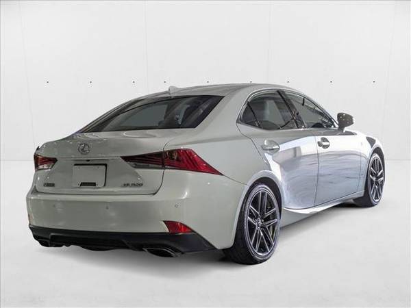 2019 Lexus IS