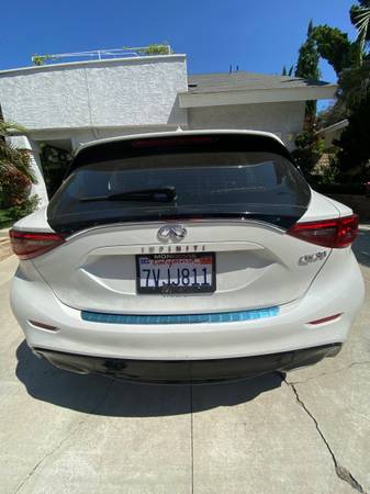 2017 Infiniti QX30