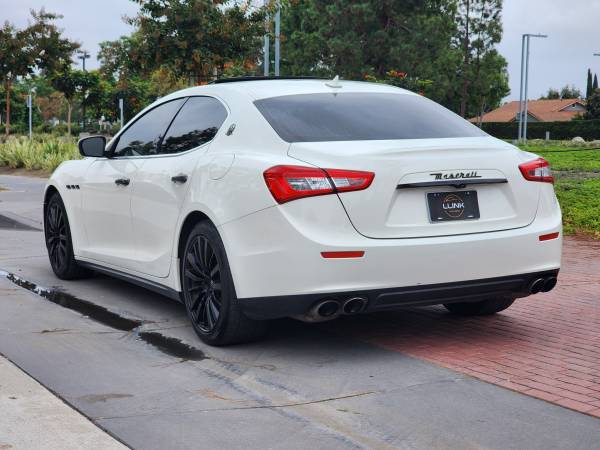 2017 Maserati Ghibli