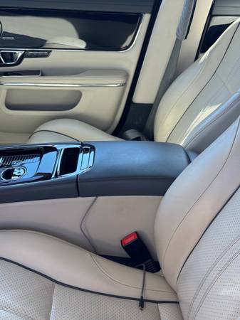 2018 Jaguar XJ