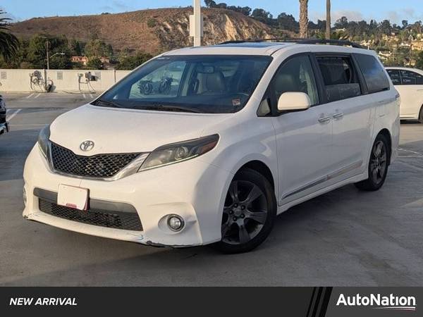 2016 Mini van