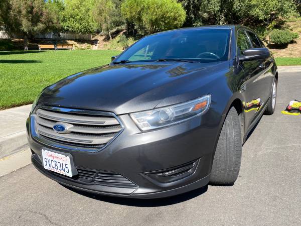 2015 Ford Taurus