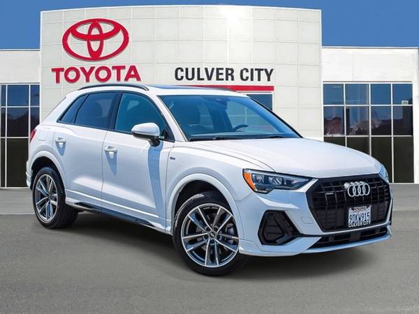 2022 Audi Q3