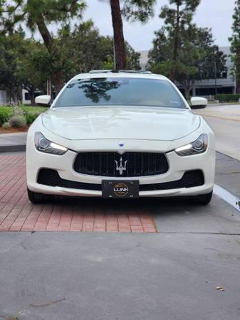 2017 Maserati Ghibli