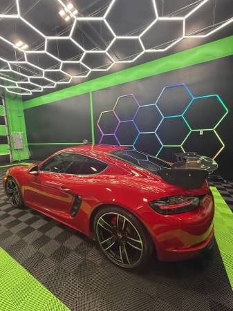 2019 Porsche 718