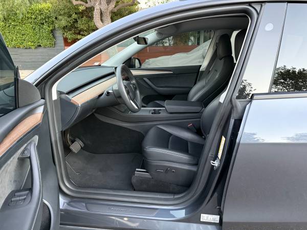 2023 Tesla Model