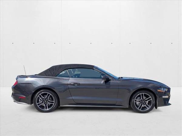 2022 Ford Mustang