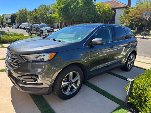 2019 Ford Edge