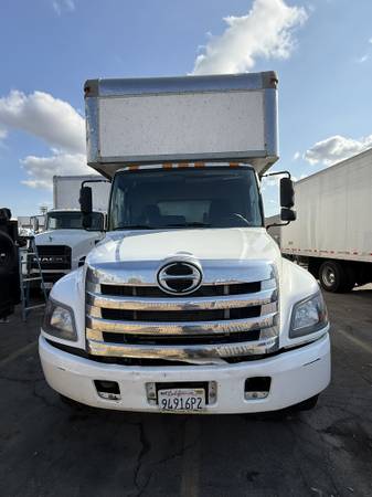2020 Hino 268