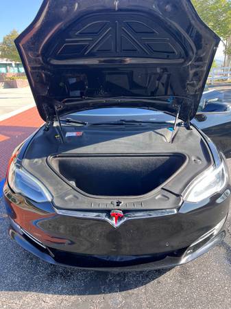 2018 Tesla S