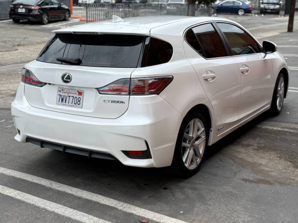 2017 Lexus CT200h