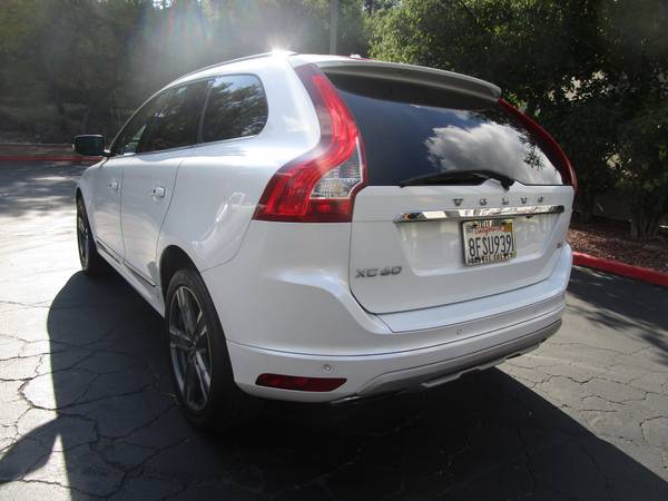 2017 Volvo XC60