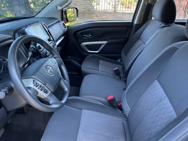2022 Nissan Titan