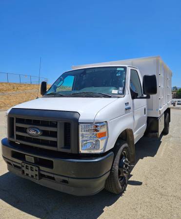 2021 Ford E-450
