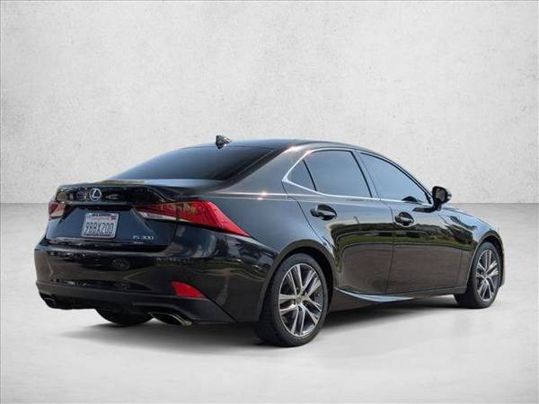 2019 Lexus IS
