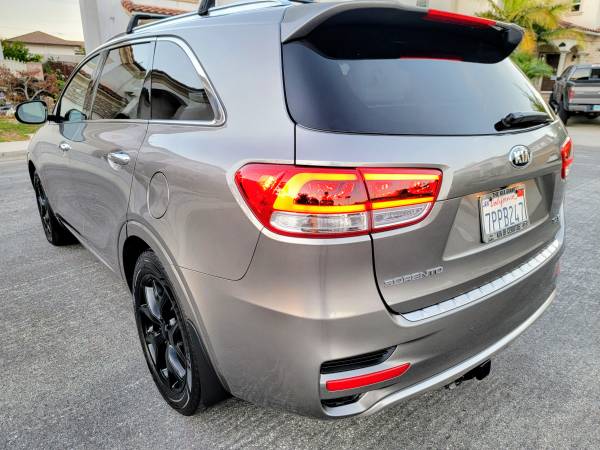 2016 Kia SORENTO