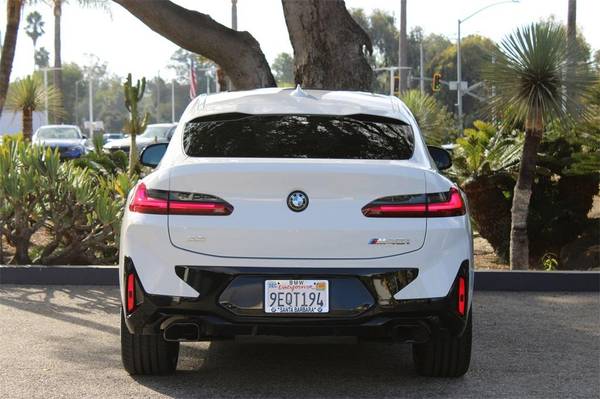 2023 BMW X4