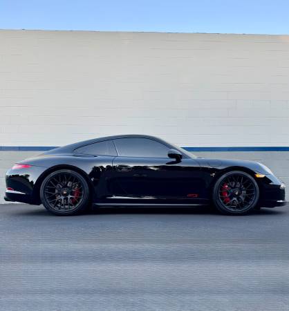 2015 Porsche 911