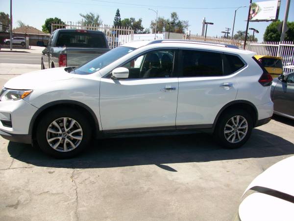 2018 Nissan ROGUE