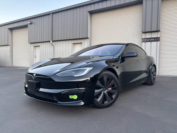 2023 Tesla Model S Plaid