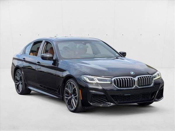 2022 BMW 5