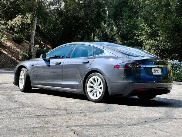 2017 Tesla Model