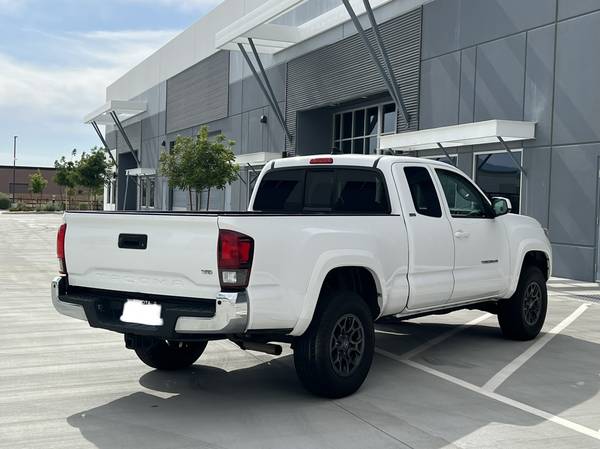 2018 Toyota TACOMA