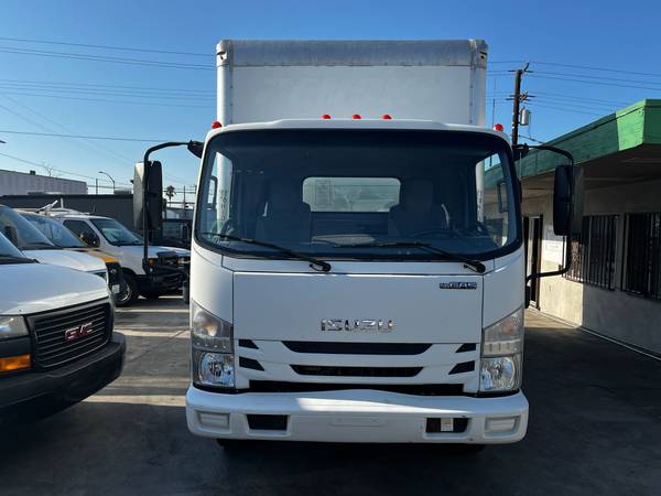 2018 Isuzu NPR