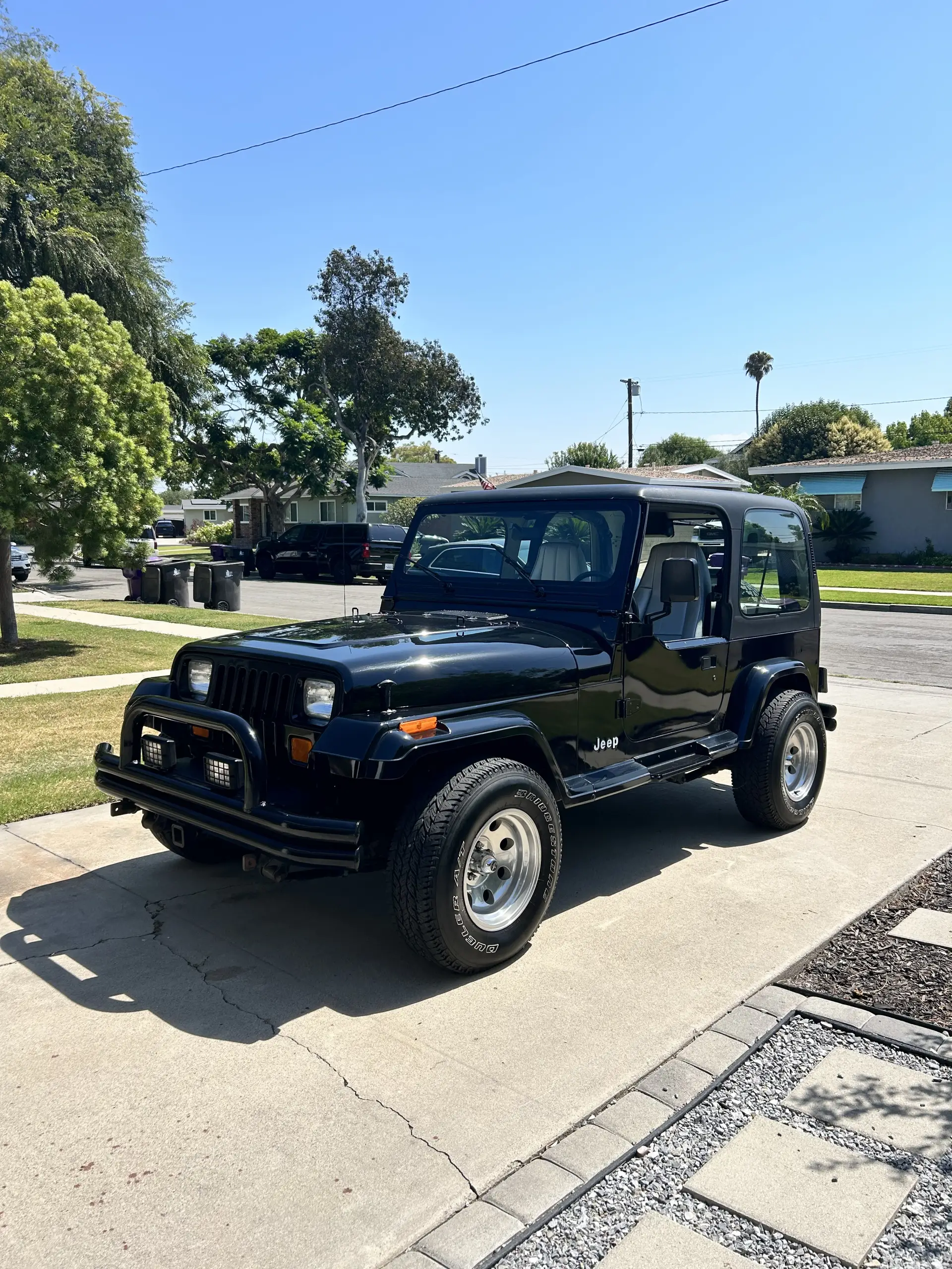 1995 Jeep Wrangler SE / Sport